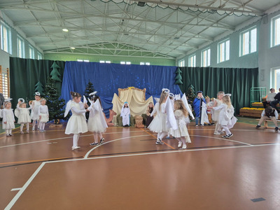  (photo)