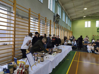  (photo)
