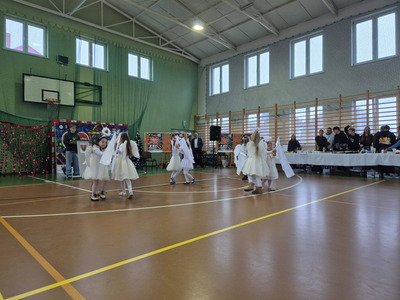  (photo)