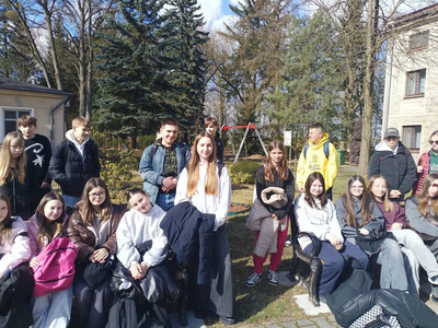  (photo)